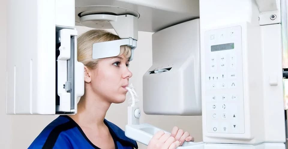 Digitale Volumentomographie (DVT) in der Zahnmedizin